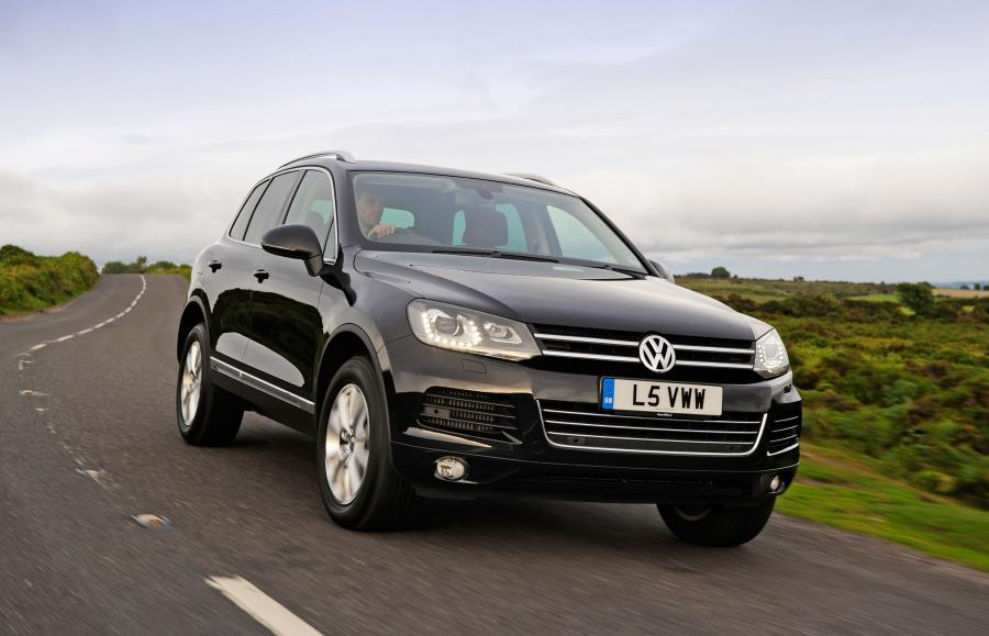  Volkswagen Touareg V6 TDi 2010 года  (UK) (фото 16 из 35)